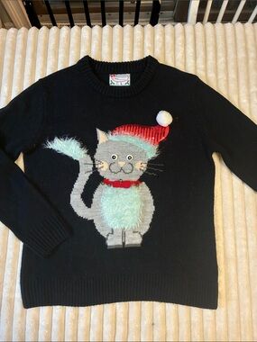 🎄🐱 Women's Large Ugly Christmas Cat Sweater
Get into the holiday spirit with thi